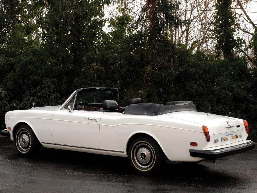  Rolls-Royce Corniche Cabriolet 1976 года  (фото 2 из 14)